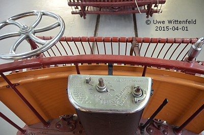 &copy;&nbsp;Uwe Wittenfeld 2015-04-01 | Click to enlarge!